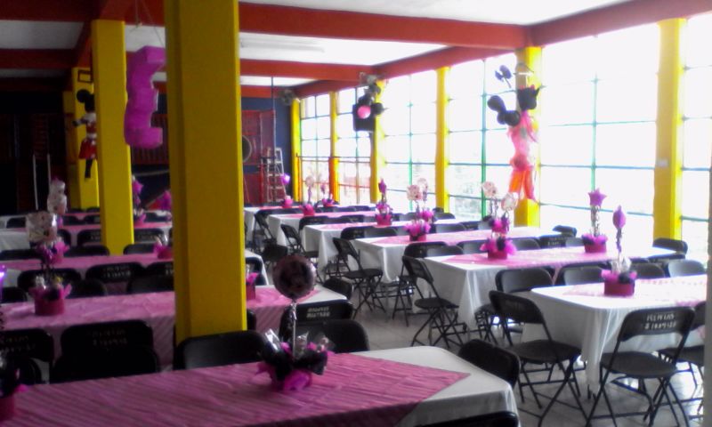 SALON DE FIESTAS INFANTILES PARTY CRUSH